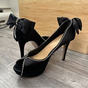 Vero Cuoio 8.5 Peep Toe Bow Rhinestone Black Stilettos High Heels Pumps